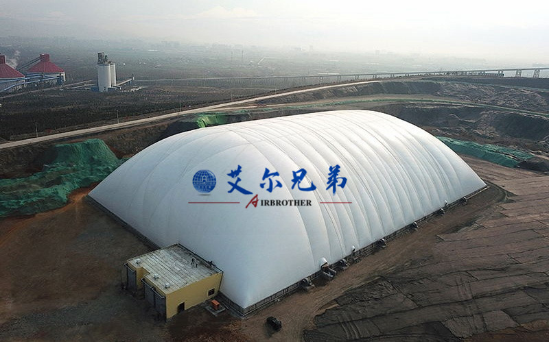 白色膜建筑內部空間寬闊，更具節能性！